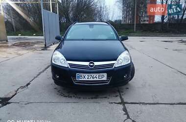 Универсал Opel Astra 2008 в Староконстантинове