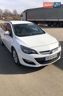 Универсал Opel Astra 2014 в Виннице