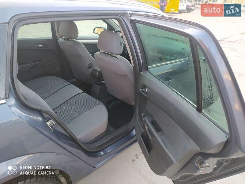 Універсал Opel Astra 2008 в Львові