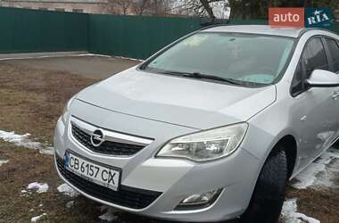 Універсал Opel Astra 2011 в 