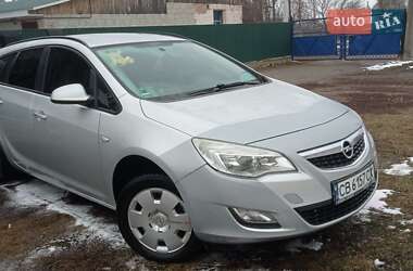 Універсал Opel Astra 2011 в 