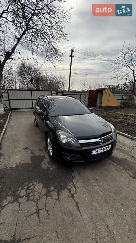 Універсал Opel Astra 2006 в В’язівоку