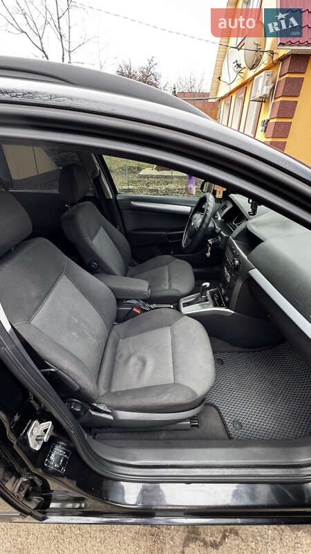 Універсал Opel Astra 2006 в В’язівоку