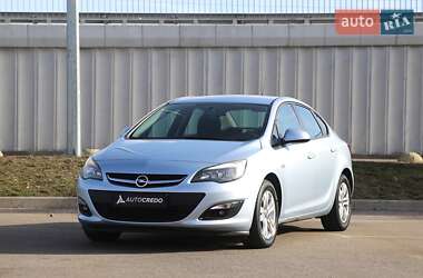 Седан Opel Astra 2017 в 