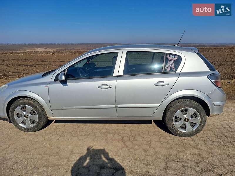 Opel Astra 2007