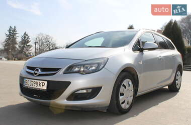 Універсал Opel Astra 2014 в Львові