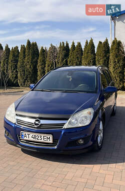 Универсал Opel Astra 2009 в Ивано-Франковске