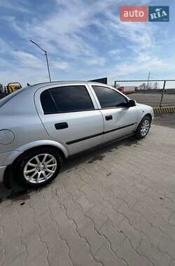 Седан Opel Astra 2003 в 