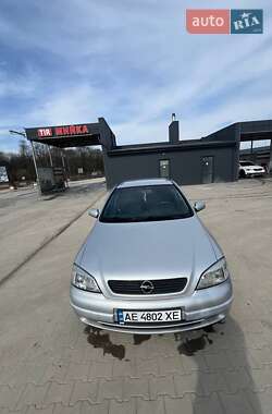 Седан Opel Astra 2003 в 