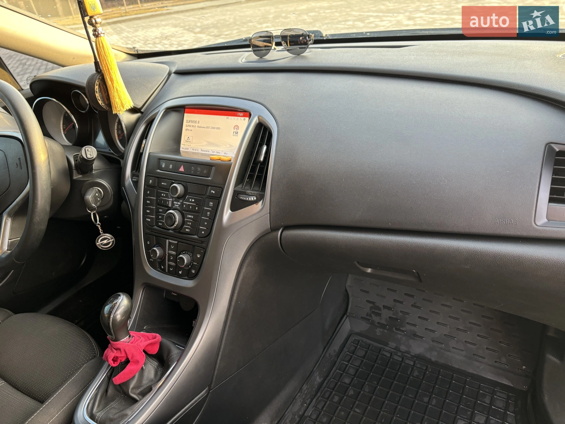 2015 Opel Astra - фото 1