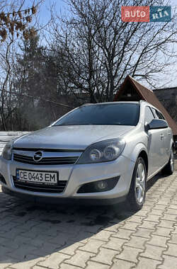 Универсал Opel Astra 2010 в 