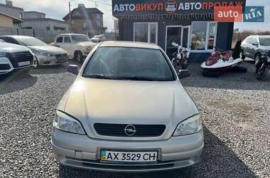 Седан Opel Astra 2006 в Пісочині