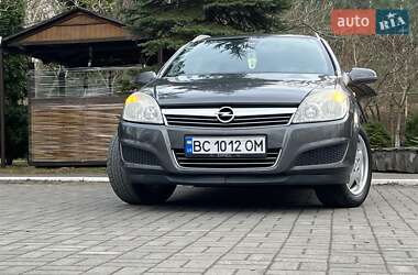 Универсал Opel Astra 2009 в Дрогобыче