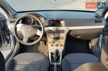 Универсал Opel Astra 2008 в 
