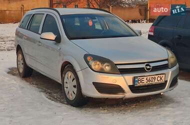 Универсал Opel Astra 2006 в Первомайске