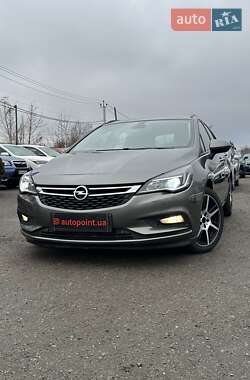 Универсал Opel Astra 2017 в Белогородке