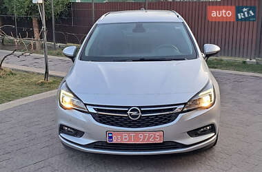 Универсал Opel Astra 2019 в Самборе