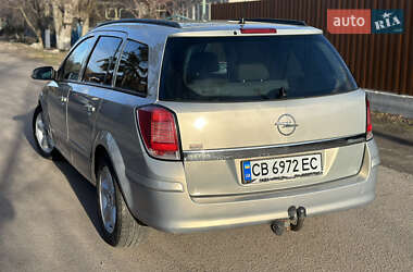 Універсал Opel Astra 2005 в Новому Бузі