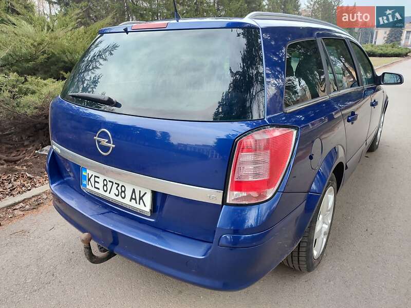 Универсал Opel Astra 2007 в Кривом Роге