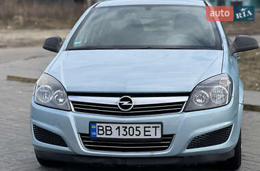 Хэтчбек Opel Astra 2009 в Львове