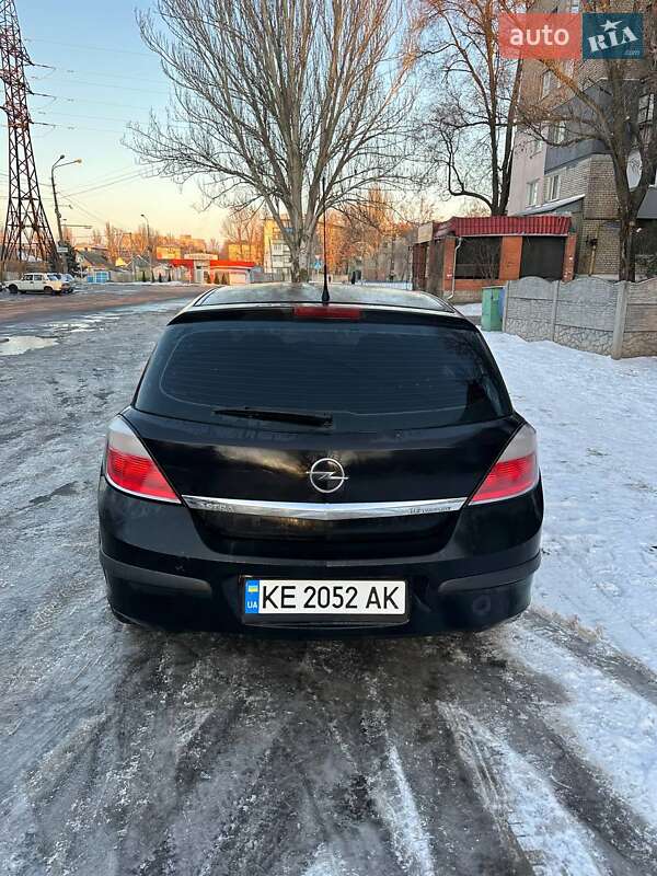 Хэтчбек Opel Astra 2004 в Никополе