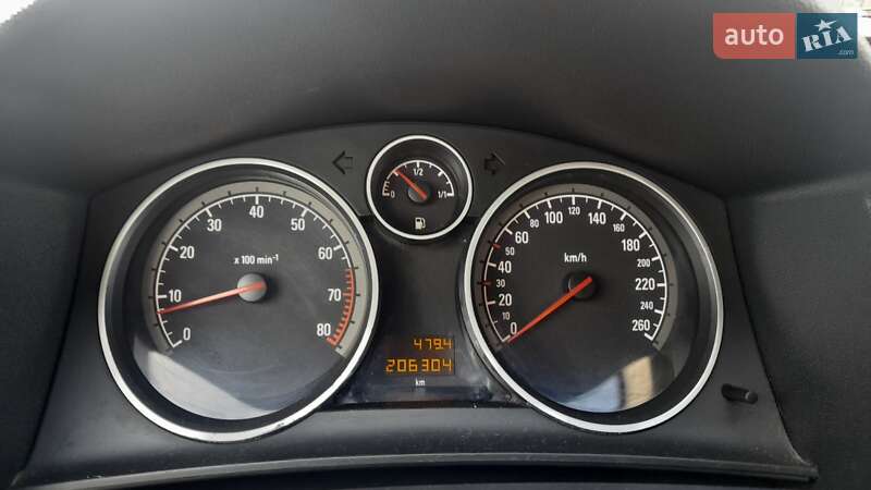 Универсал Opel Astra 2007 в Полтаве