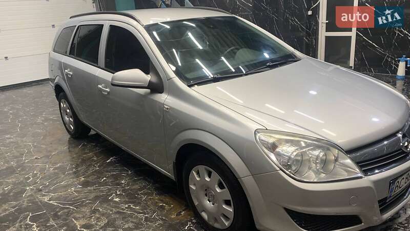 Opel Astra 2009