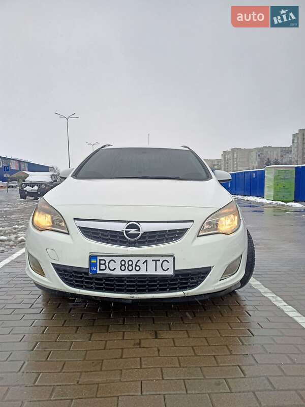 Opel Astra 2012 Opel Astra 2012