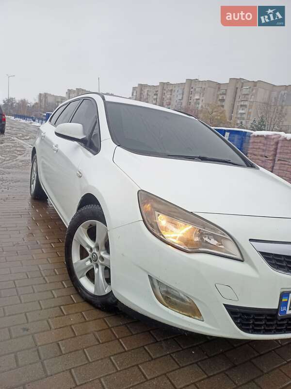 Універсал Opel Astra 2012 в Дрогобичі фото 4 Універсал Opel Astra 2012 в Дрогобичі