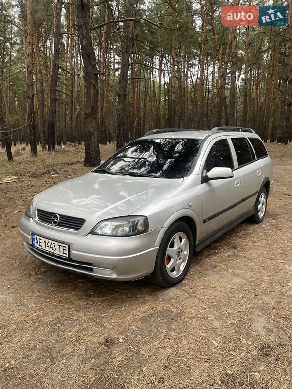 Універсал Opel Astra 2004 в Горішніх Плавнях