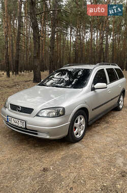 Універсал Opel Astra 2004 в Горішніх Плавнях