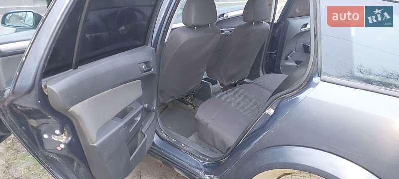 Универсал Opel Astra 2007 в Дунаевцах