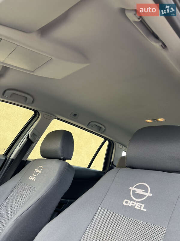 Универсал Opel Astra 2008 в Новояворовске фото 8 Универсал Opel Astra 2008 в Новояворовске