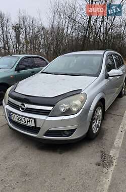 Універсал Opel Astra 2005 в Полтаві