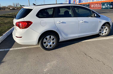 Универсал Opel Astra 2011 в 