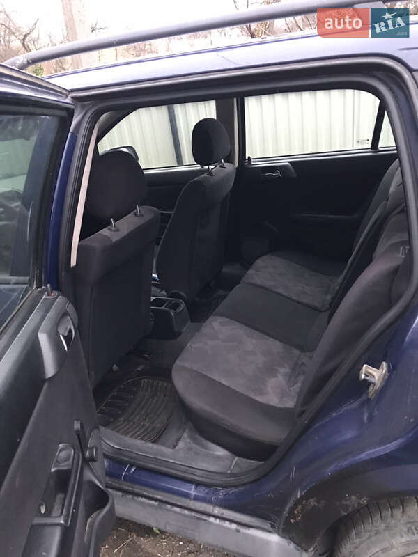 Универсал Opel Astra 1999 в Черновцах