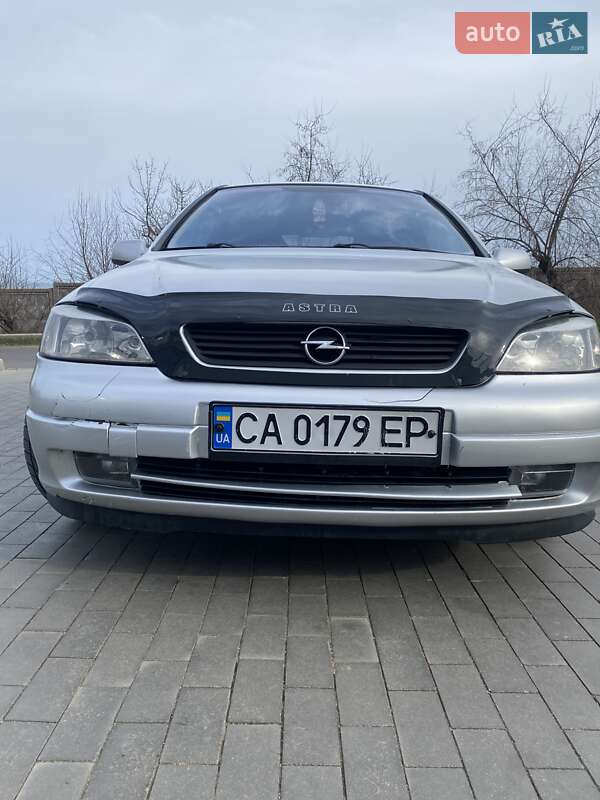 Хэтчбек Opel Astra 1998 в Одессе фото 2 Хэтчбек Opel Astra 1998 в Одессе