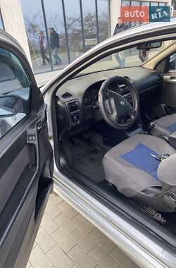 Хэтчбек Opel Astra 1998 в 