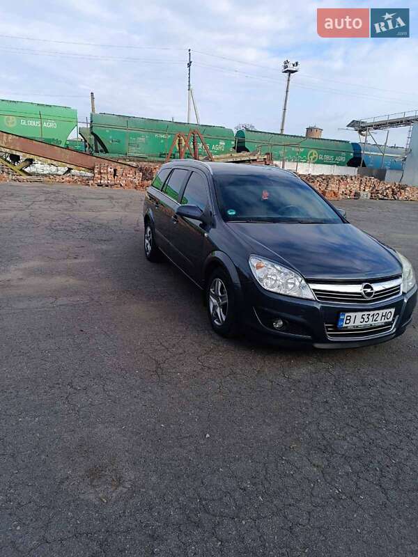 Універсал Opel Astra 2008 в Києві