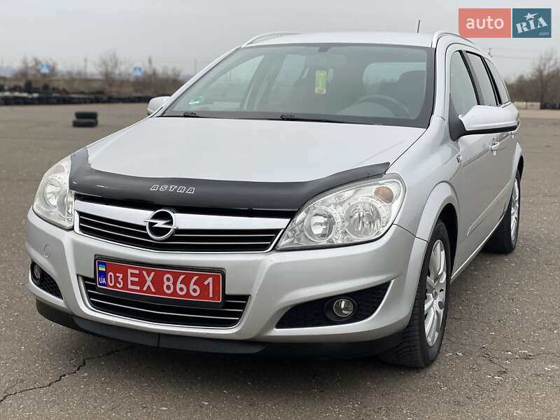 Универсал Opel Astra 2007 в 