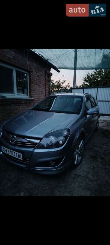 Универсал Opel Astra 2009 в 