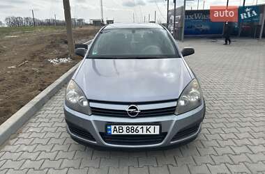 Хэтчбек Opel Astra 2004 в Мурованых Куриловцах