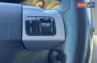 Хэтчбек Opel Astra 2013 в 