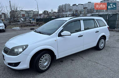 Универсал Opel Astra 2009 в Киеве