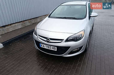 Универсал Opel Astra 2014 в Киеве