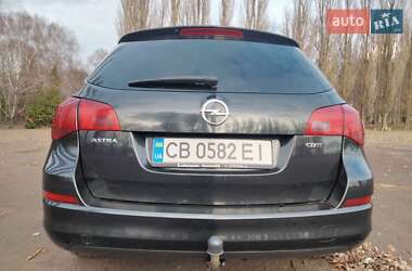 Універсал Opel Astra 2011 в 