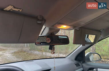 Универсал Opel Astra 2010 в 