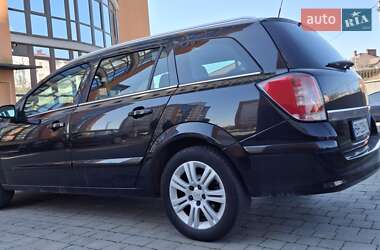 Универсал Opel Astra 2009 в 