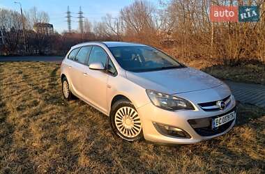 Універсал Opel Astra 2013 в Львові