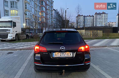 Универсал Opel Astra 2014 в 